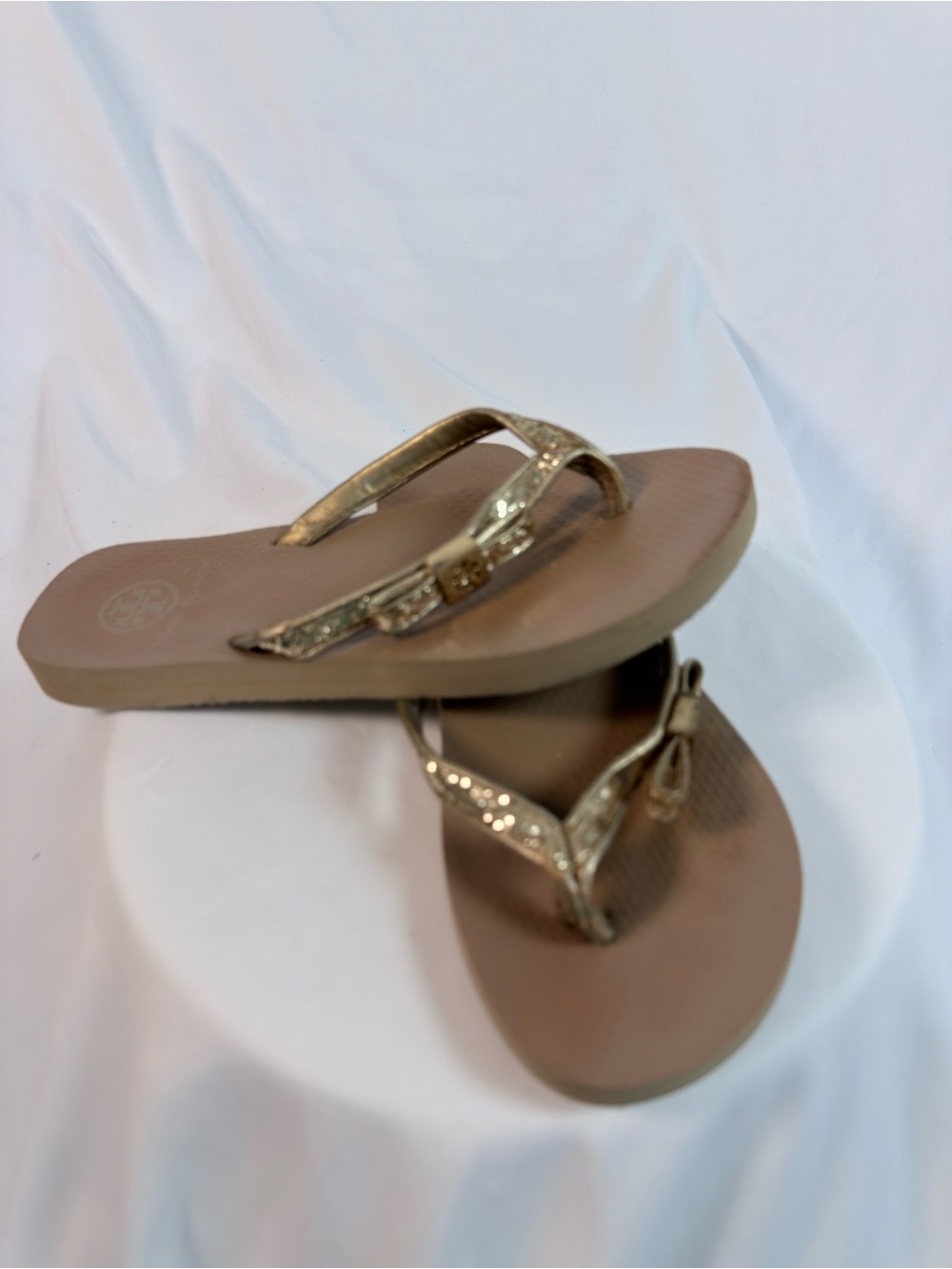 Tory Burch Gold Bow Flip Flops Thong Sandals Nude Size 5